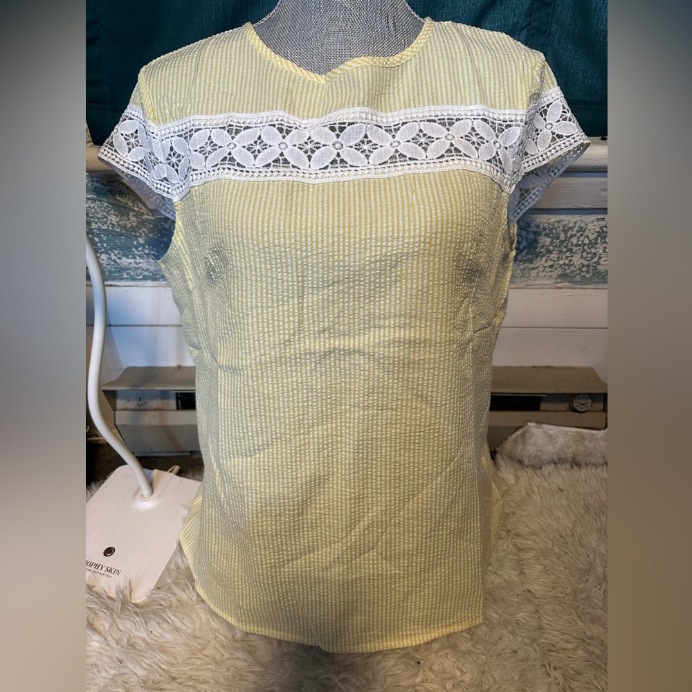 ⭐️ 3 for $20 SALE Women’s top
